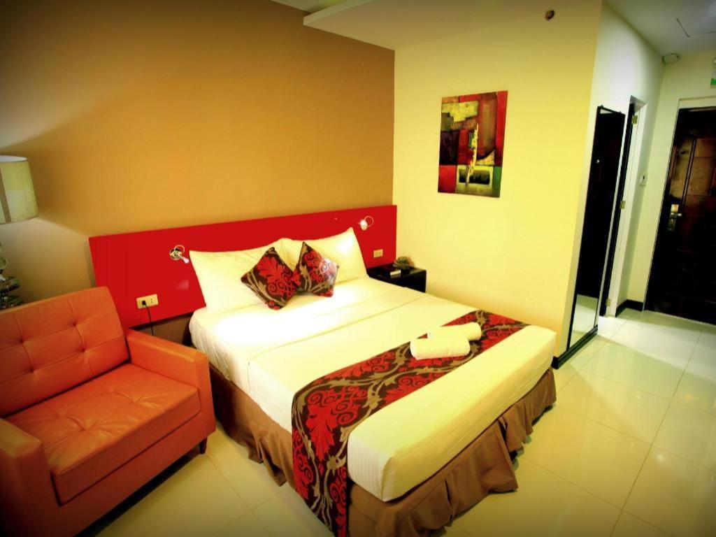 Big Daddy Hotel And Convention Center Butuan City Bagian luar foto