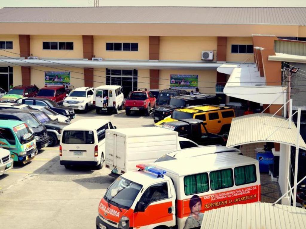 Big Daddy Hotel And Convention Center Butuan City Bagian luar foto