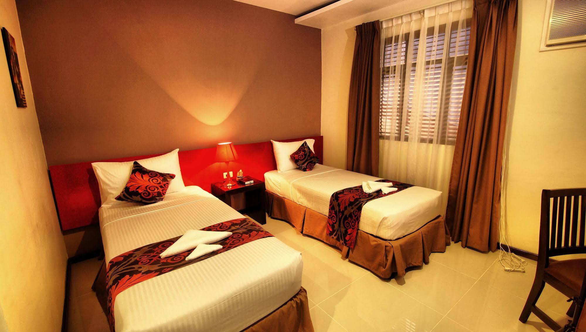 Big Daddy Hotel And Convention Center Butuan City Bagian luar foto
