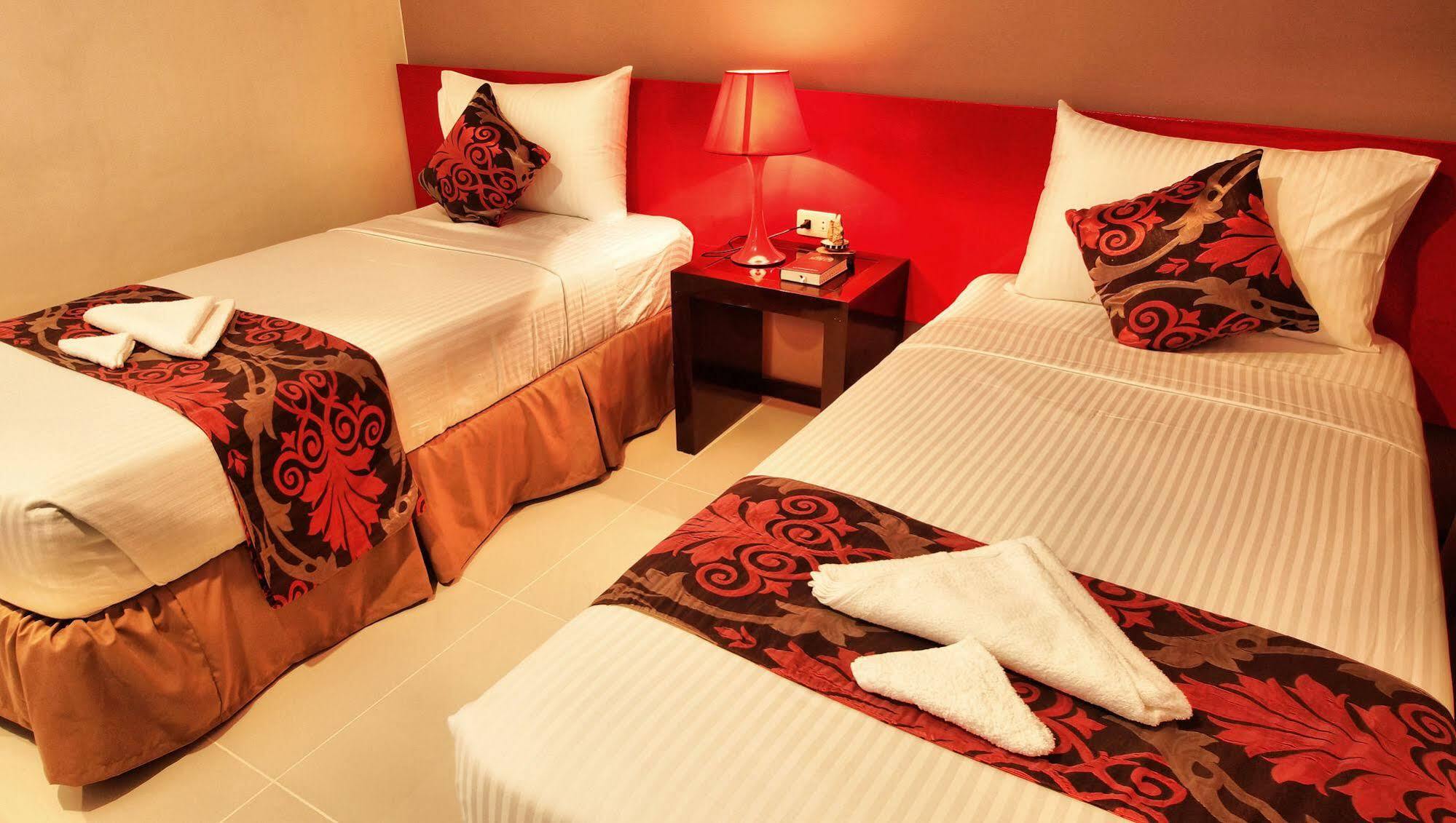 Big Daddy Hotel And Convention Center Butuan City Bagian luar foto