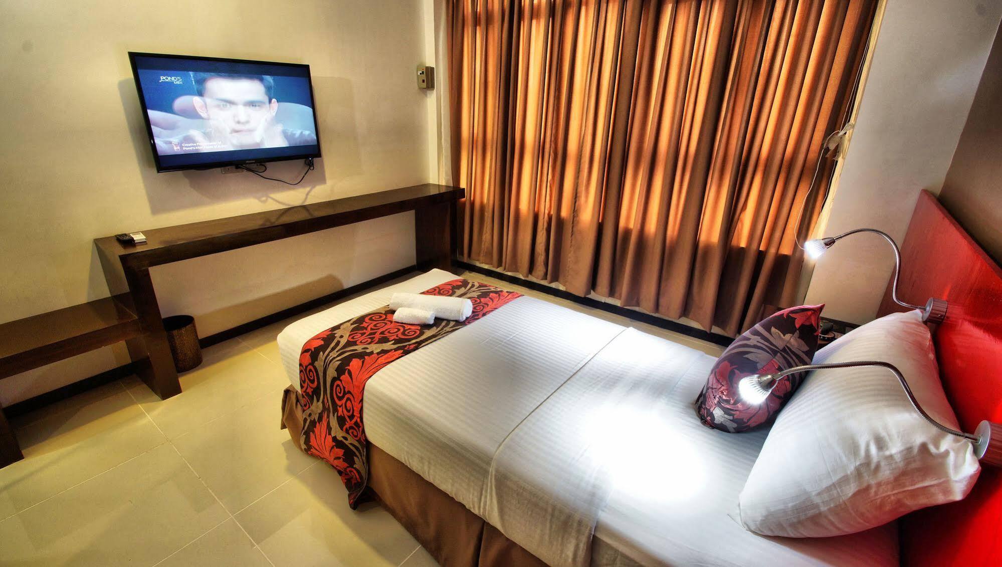 Big Daddy Hotel And Convention Center Butuan City Bagian luar foto